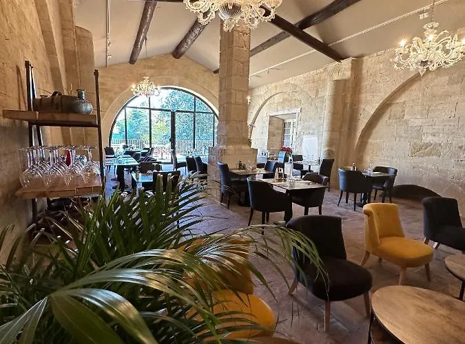 Bed & Breakfast Domaine Du Prieure D'estagel D'hotes